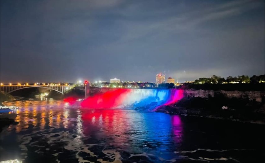Cataratas del Niágara se vestirán de blanco, azul y rojo por la Independencia de Costa Rica