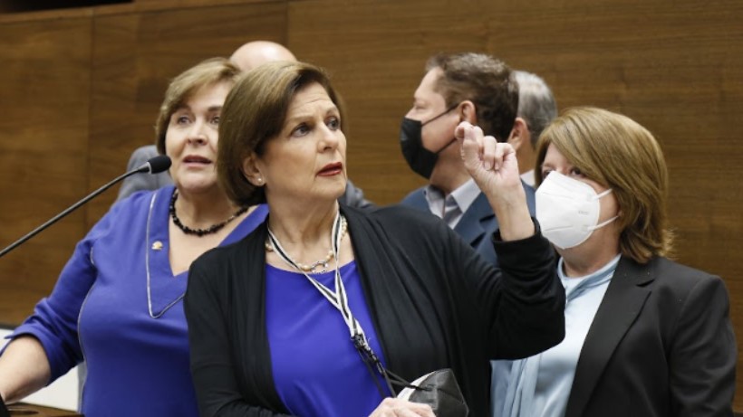 Rebaja al marchamo y plan para sacar al país de la lista gris de la UE serán prioridad esta semana en el Congreso