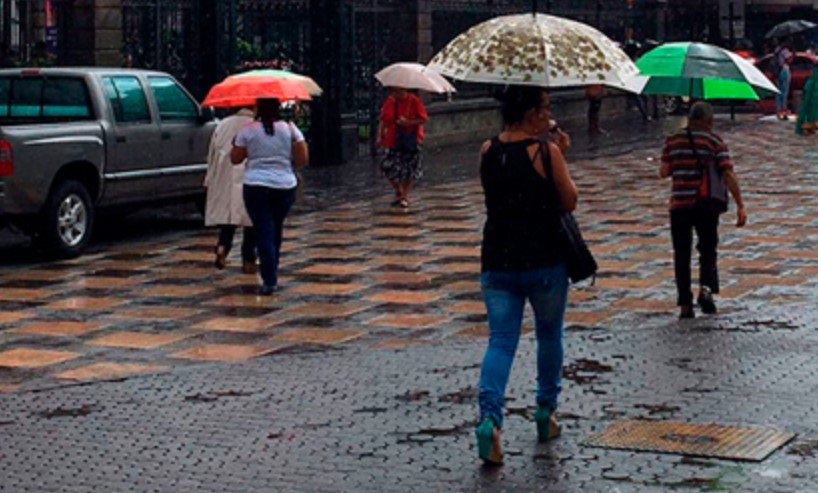 ¡No guarde la sombrilla! Inicio de semana tendrá lluvias en horas de la tarde