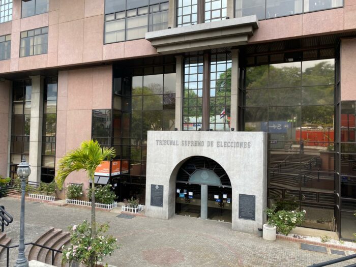 TSE confirma que 16 partidos políticos nuevos participarán en elecciones municipales del 2024