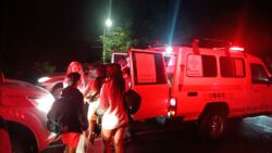 18 personas fueron evacuadas en Playa Caldera por las condiciones de oleaje