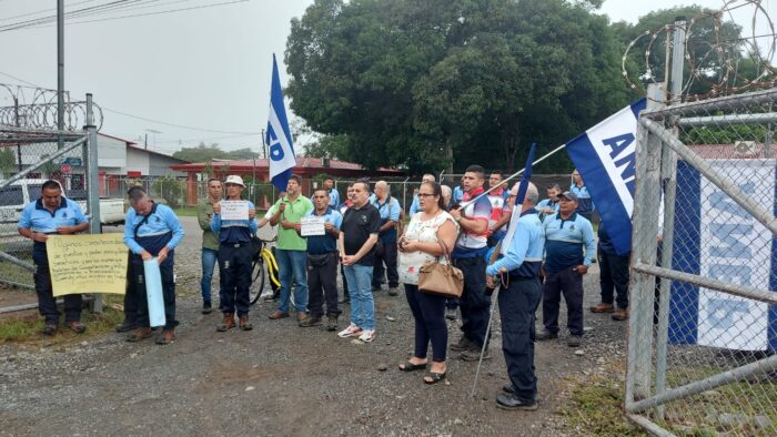 Funcionarios de Municipalidad de Buenos Aires mantendrán paro de labores tras no llegar a acuerdo con jerarcas