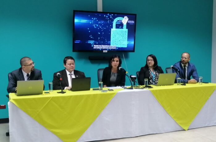 Jerarca del Micitt defiende reglamento para uso de redes 5G: ‘No discrimina a ninguna empresa local o internacional’