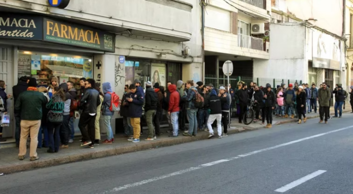 Las farmacias de Uruguay comenzaron a vender una variedad más fuerte de marihuana, se duplicó la demanda y agotaron el stock