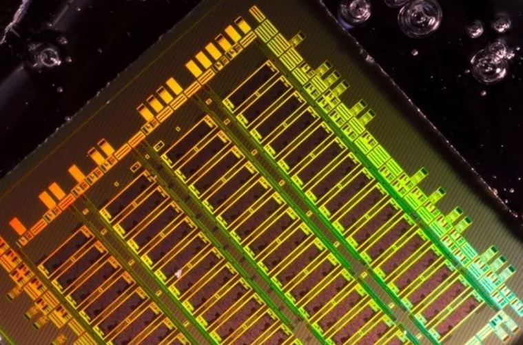 EEUU actualizó sus controles sobre la exportación para impedir que el régimen chino obtenga chips de última generación