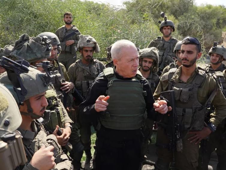 El ministro de Defensa de Israel aseguró que “pronto se llevará a cabo” la ofensiva terrestre en Gaza: “Estamos preparando el terreno”