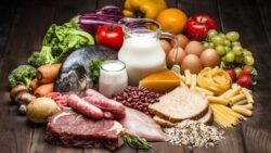 Cada año se desperdician o se pierden 74 kilos de alimentos por persona en el GAM