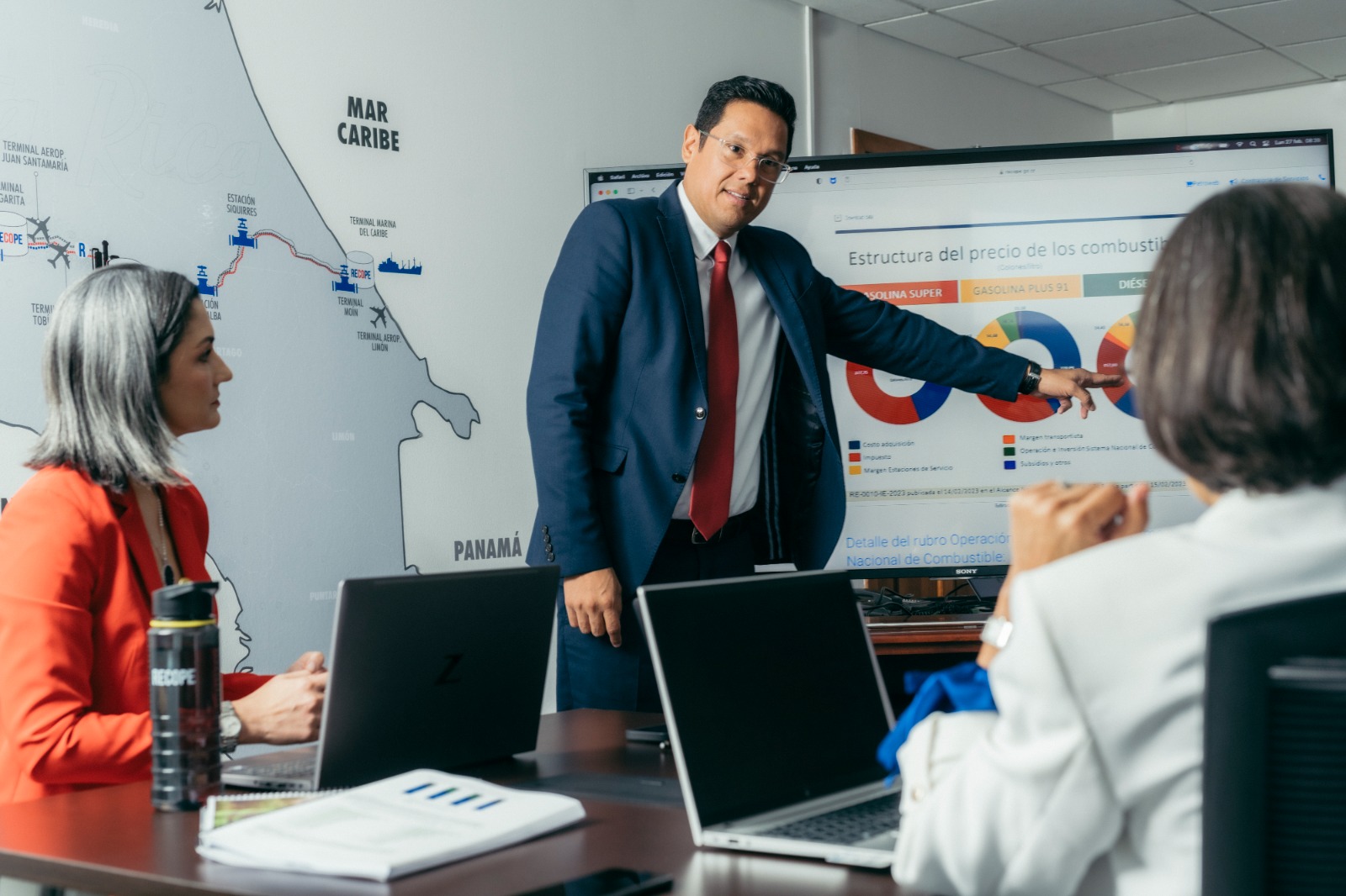 RECOPE analiza 13 ofertas de empresas para importación de combustibles a partir de diciembre