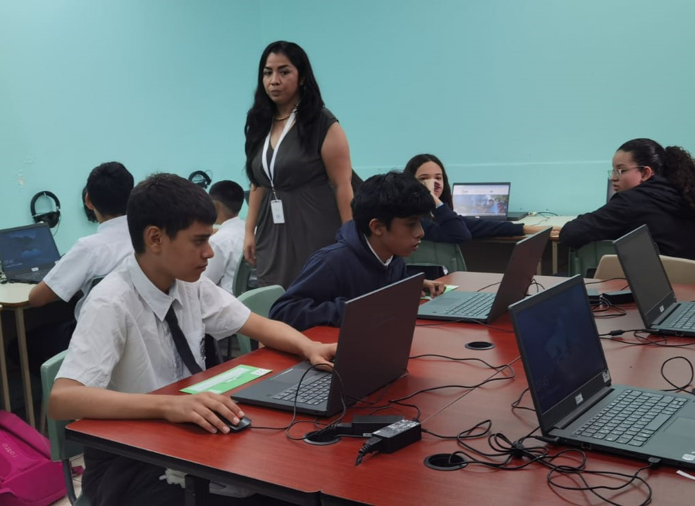 75 mil estudiantes de primaria inician con pruebas estandarizadas del MEP