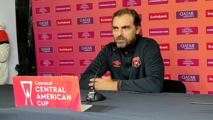 Andrés Carevic sale fortalecido de la serie ante Herediano