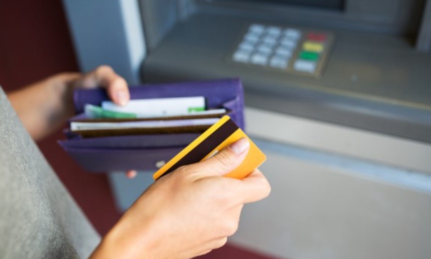 Este viernes inicia pago de aguinaldos en sector privado: Expertos recomiendan apartar dinero para gastos escolares