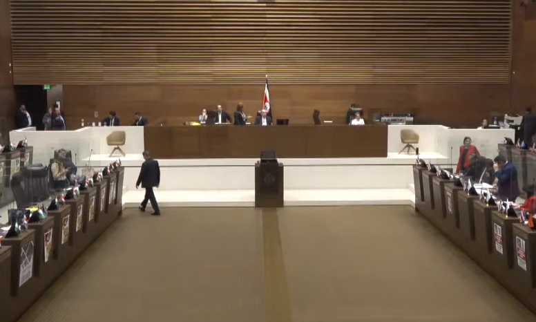 Gobierno convocó iniciativas para cerrar Agencia Espacial Costarricense y equiparar aporte patronal en regímenes de pensiones