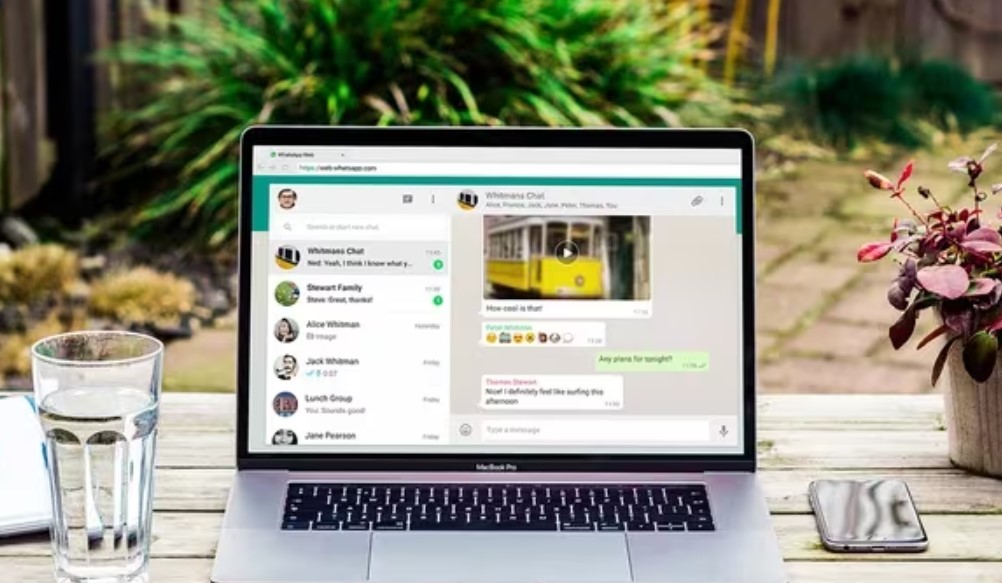 WhatsApp añade función: permitirá enviar fotos y videos temporales desde el PC