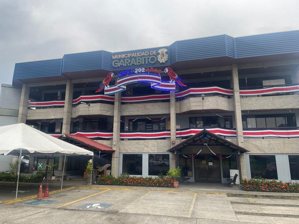 Municipalidad de Garabito invita a ministro a visitar zona por temor a que inseguridad afecte el turismo