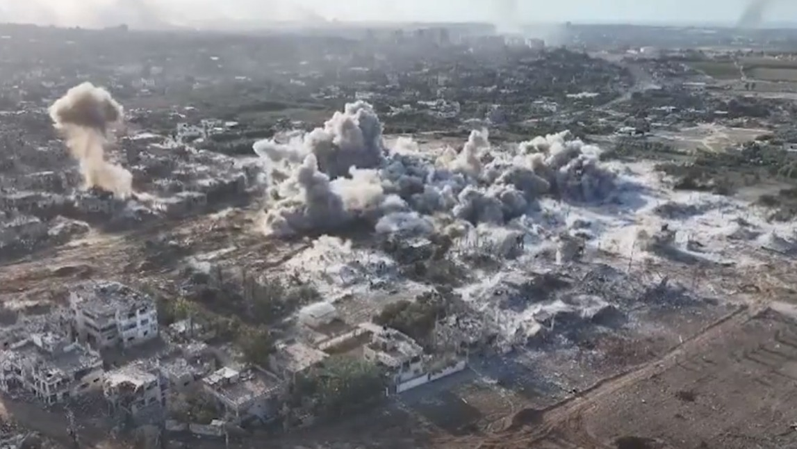 El momento en que las Fuerzas de Defensa de Israel destruyen parte de la red de túneles terroristas de Hamas en Gaza
