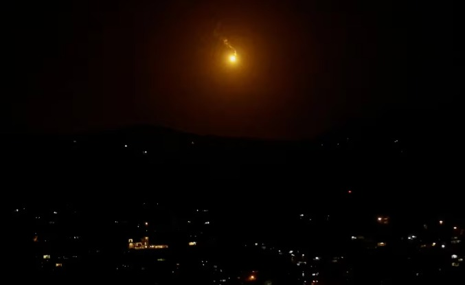 Israel bombardeó objetivos de Hezbollah en respuesta a múltiples ataques desde el Líbano