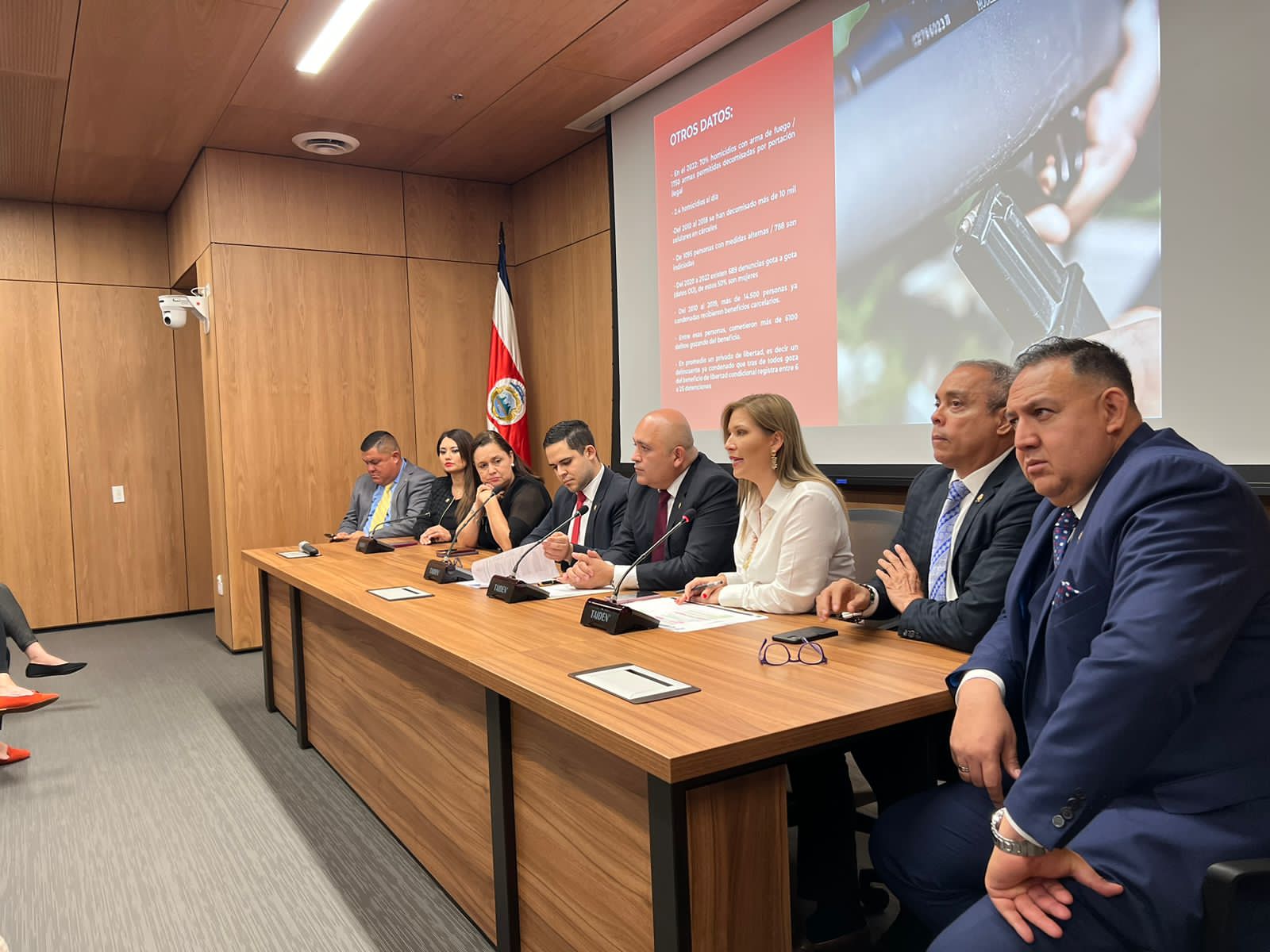 PUSC propone sesionar a doble jornada para avanzar con proyectos de seguridad