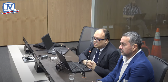 Tesorero de Nueva República aclara que transacción de dueño de empresa a campaña se dio mediante estructura formal del partido