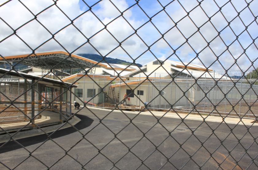 Dos proyectos de Ley buscan sancionar con cárcel a quienes recluten a menores de edad para cometer delitos