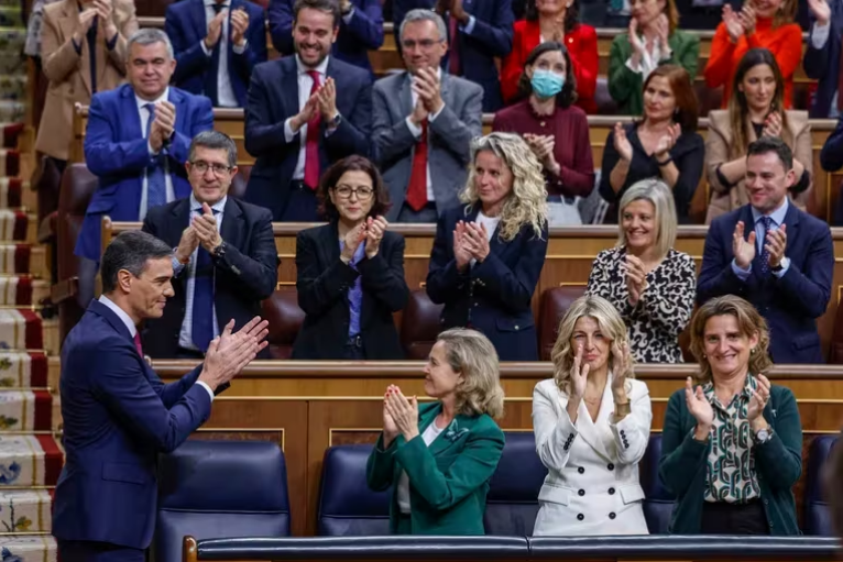 Pedro Sánchez vuelve a ser elegido presidente del Gobierno con 179 votos a favor de su investidura