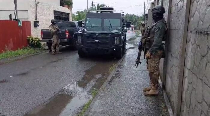 OIJ allana 4 viviendas para buscar evidencia en caso por homicidio en Hospital de Limón