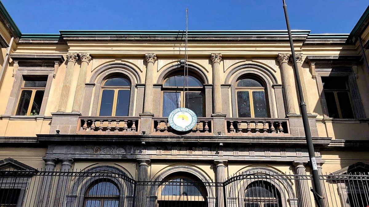 ¿Colegios de un solo género? La educación pública únicamente cuenta con dos en la actualidad