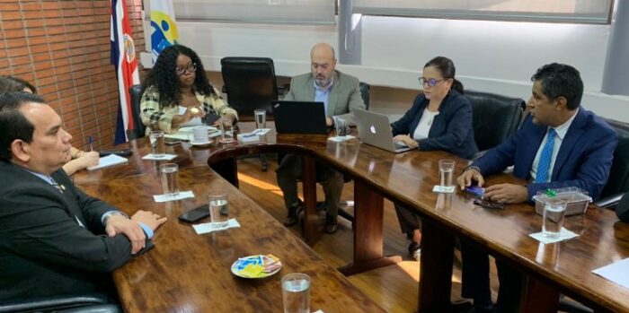 OIJ y Hacienda llegan a cuatro acuerdos tras diferencias por ejecución presupuestaria