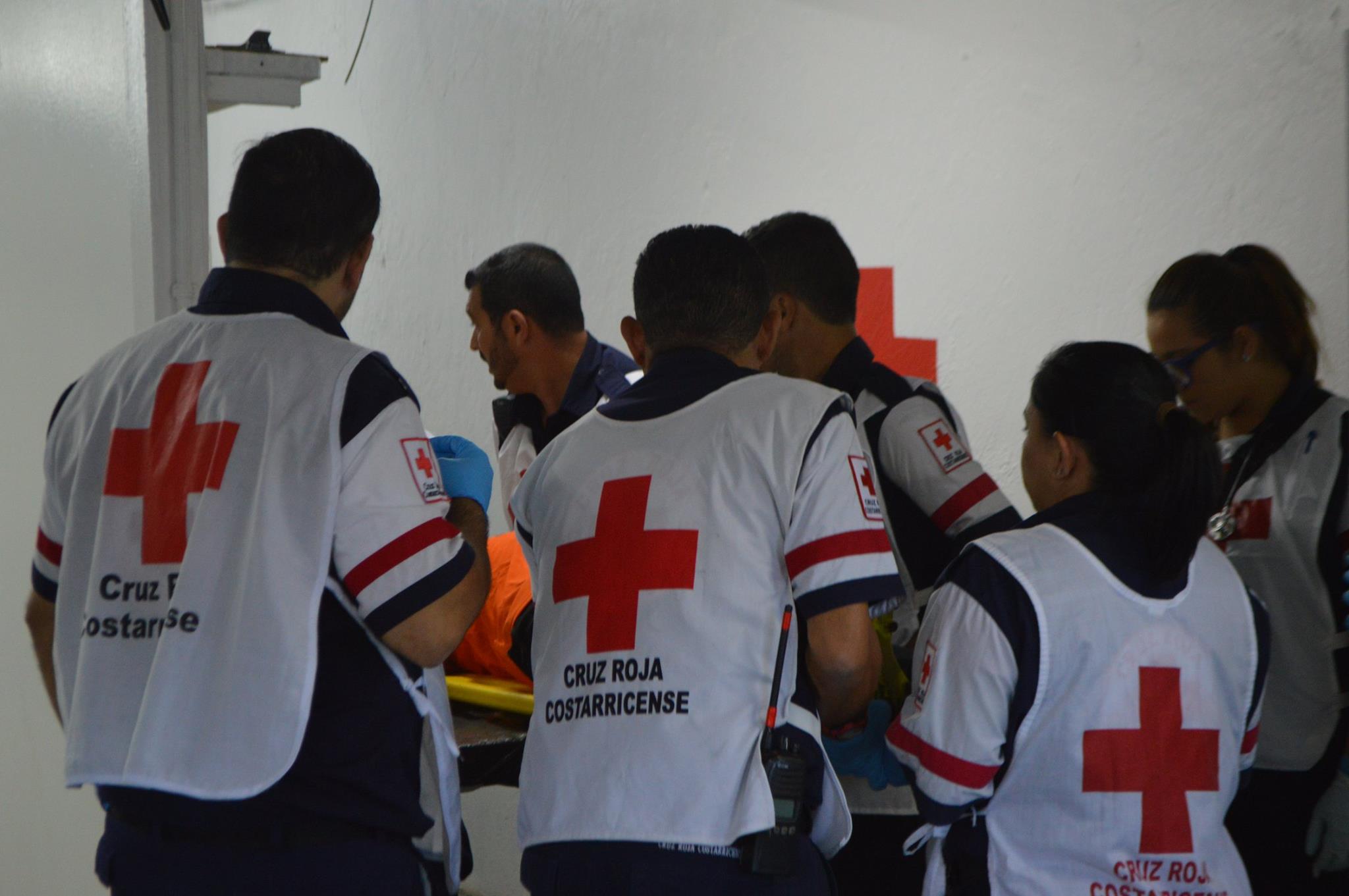 8 personas fallecieron en colisiones y 2 en accidentes acuáticos durante el fin de semana