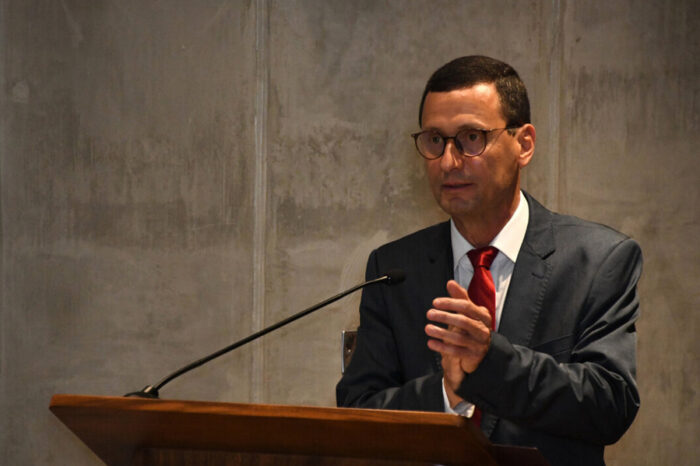 Rector de la UCR asume presidencia anual del CONARE