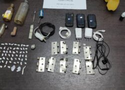 Policía Penitenciaria decomisó más de 2600 celulares en las cárceles durante el año pasado: 10% más que en el 2022