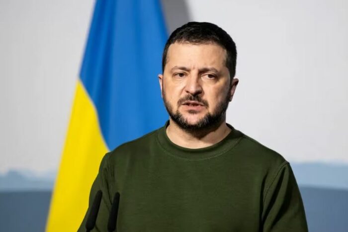 El Kremlin exhibió restos humanos y del avión que llevaba prisioneros ucranianos y se estrelló en Belgorod