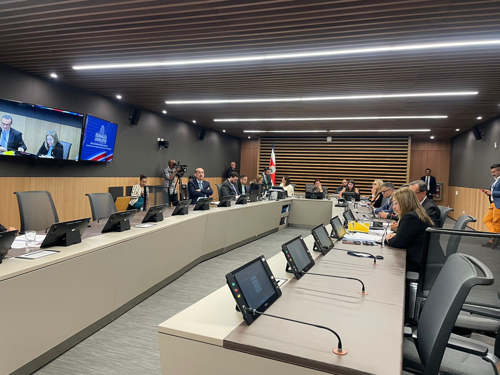 Comisión recomienda a Fiscalía levantar secreto bancario a siete personas que estuvieron ligadas al PPSD en campaña del 2022