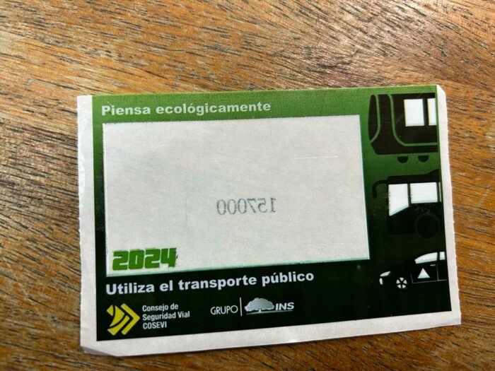 Dos propietarios de vehículos reclamaron ante Sala IV ser excluidos de rebaja en impuesto que se cobra en marchamo