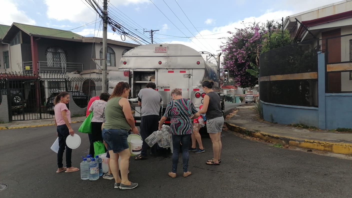 Salud insta a aplicar teletrabajo y ejecuta medidas en cantones afectados por contaminación del agua
