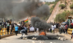 Continúan los bloqueos de carreteras de los seguidores de Evo Morales en Bolivia