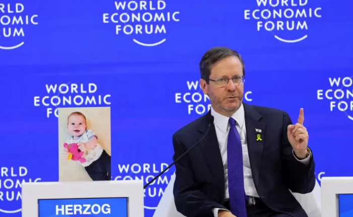 El presidente de Israel dijo que la guerra de Hamas en Gaza es parte de la lucha contra “el imperio del mal” iraní