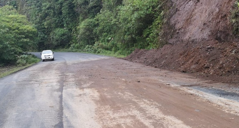 Comerciantes: Cierres en Ruta 32 provocan atrasos de hasta 5 horas en trasiego de mercancías por vías alternas