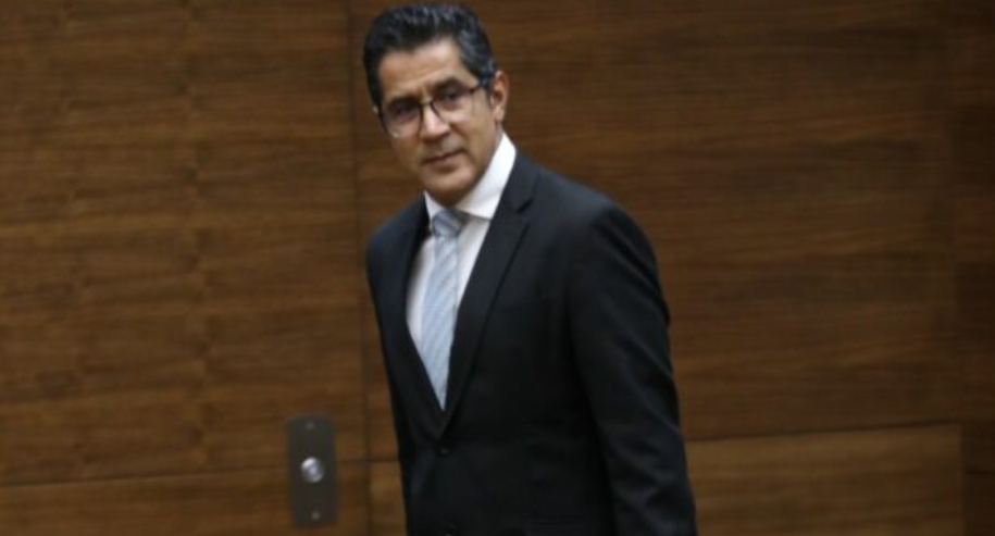 ¿Rebaja en el marchamo influyó en decisión para no aumentar gasto social? Esto dice el Ministro de Hacienda