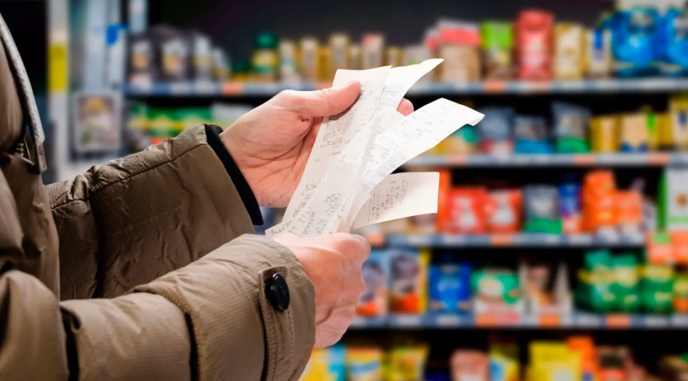 Inflación interanual se ubicó en -0,22% durante junio: Tomate y boletos aéreos subieron de precio