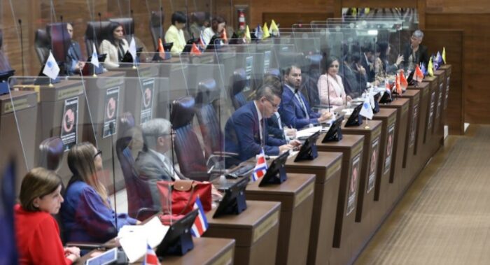 33 diputados solicitan al Ministerio Público levantar secreto bancario a siete personas ligadas a campaña de partido oficialista