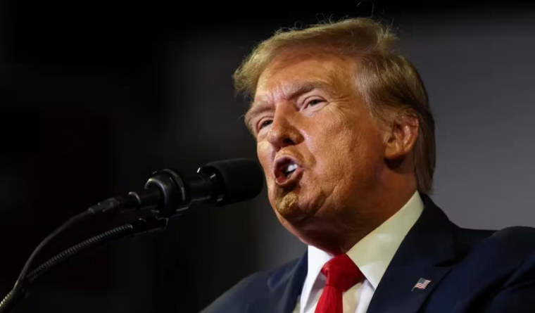 Trump espera un guiño de la Corte Suprema para revalidar su inmunidad y avanzar con su campaña presidencial