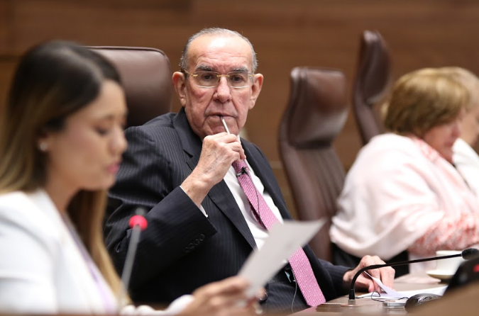 Presidente de la Asamblea Legislativa recordó a jerarca de la CCSS obligación de asistir a comparecencias