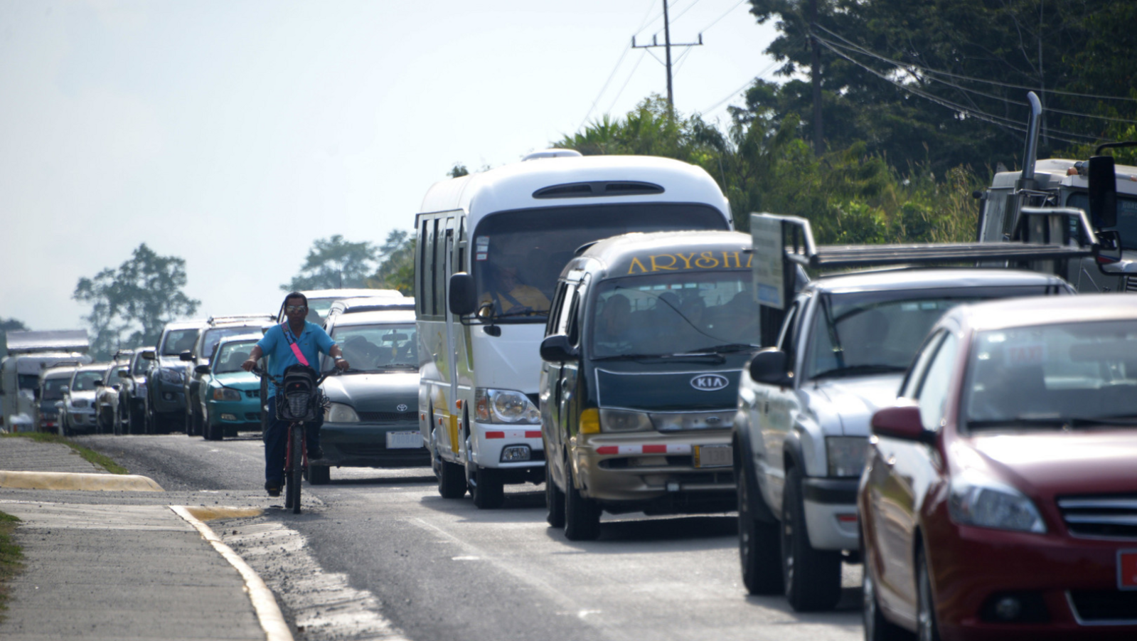 OIJ llama a la prudencia en carretera ante el regreso de los niños y adolescentes a las aulas