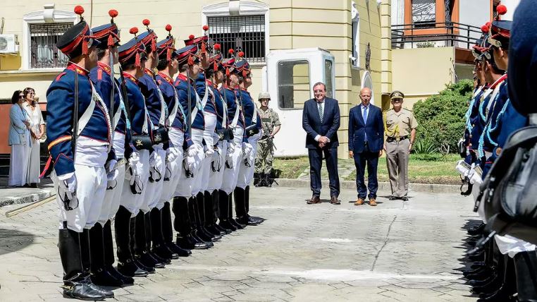 Luis Lacalle Pou cambia su gabinete por el inicio de la campaña electoral de Uruguay