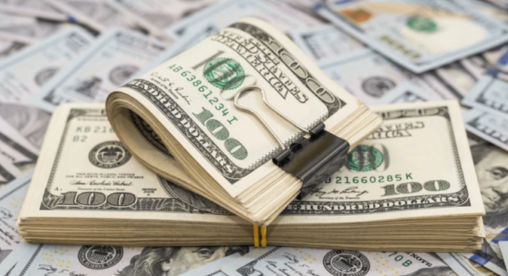 Venta de referencia del dólar tuvo caída de ¢6 esta semana y se ubicó en ¢512