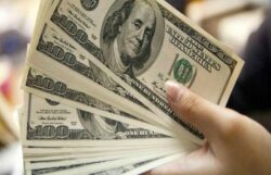 DÓLAR