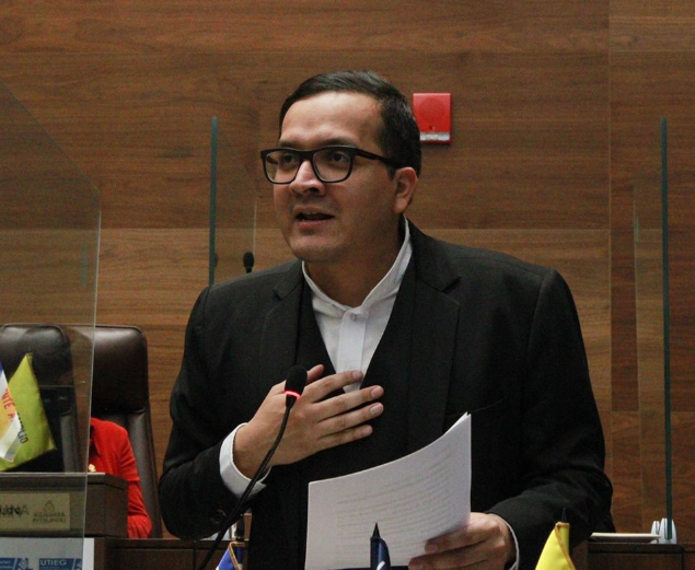 Frente Amplio espera que no se involucren temas sobre derechos humanos en negociaciones del 1° de mayo