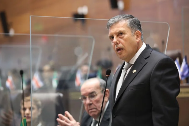 PLN solicita a la Contraloría investigar contrataciones del MOPT vía decreto de emergencia realizadas desde el 2022