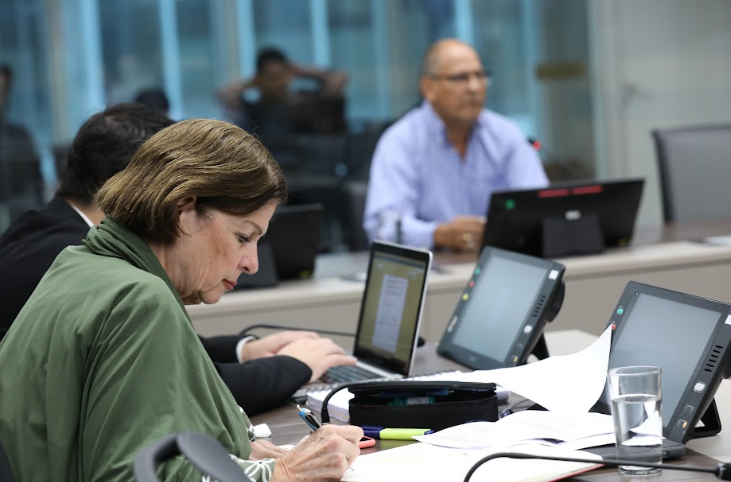 Archivan plan que reducía aporte patronal al régimen del Magisterio y Poder Judicial para equipararlo con el IVM