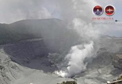 MEP reporta 8 centros educativos afectados por caída de ceniza en cercanías del Volcán Poás